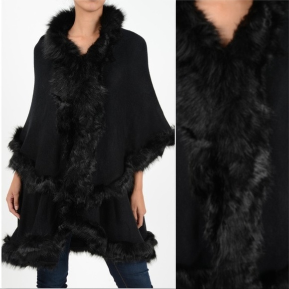 SOLD OUT "AUDREY" Classic Cape w/ FAUX FUR TRIM - Picture 4 of 4